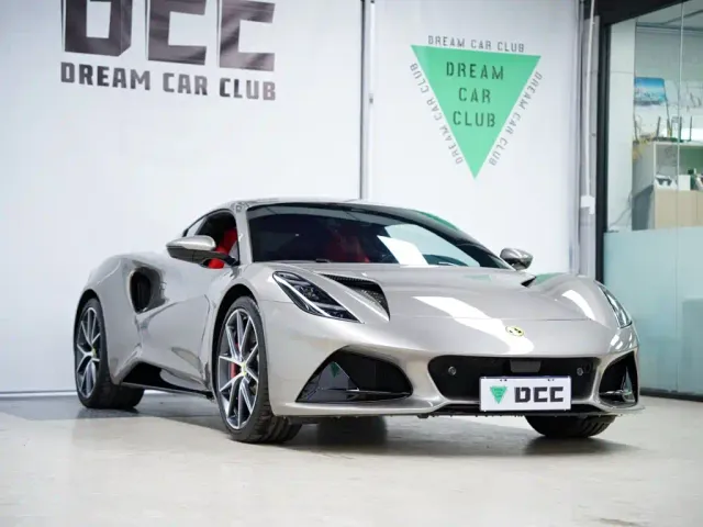 Lotus Emira — Фото автомобиля 15