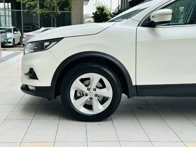 Nissan Qashqai — Фото автомобиля 21