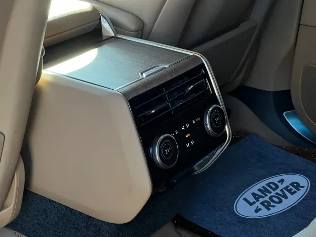 Land Rover Range Rover — Фото автомобиля 10
