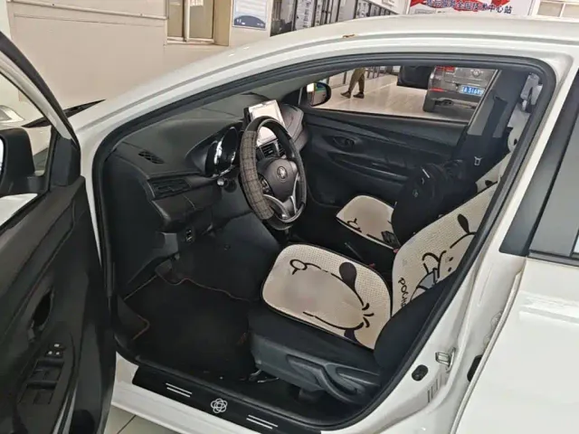 Toyota Vios — Фото автомобиля 15