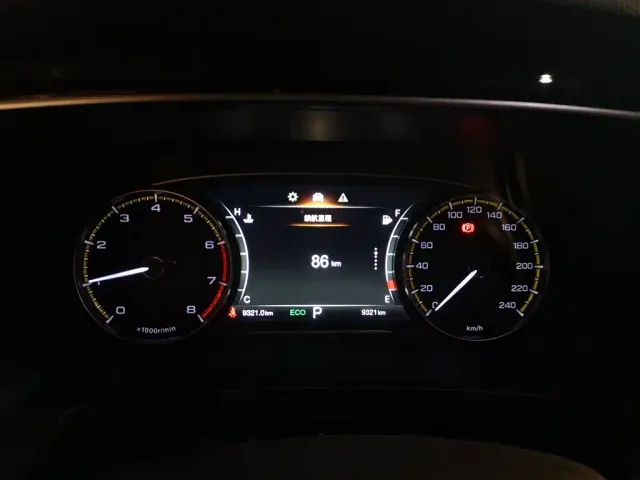 GAC Trumpchi M8 — Фото автомобиля 7