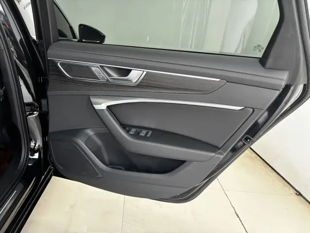 Audi A6L — Фото автомобиля 21