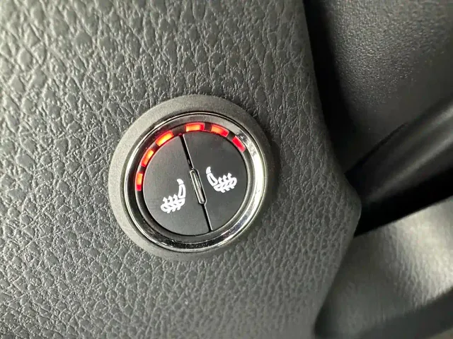 Toyota YARiS L Zhi Xuan — Фото автомобиля 11