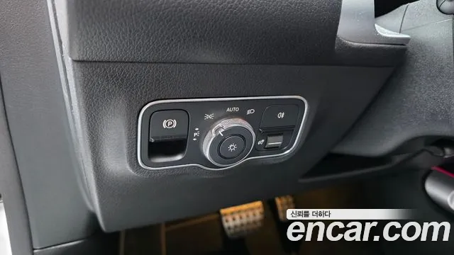 Mercedes-Benz EQB X243 — Фото автомобиля 27