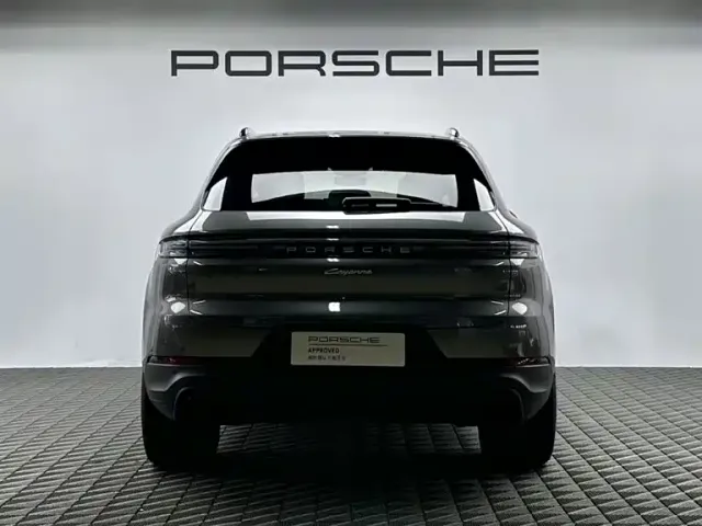 Porsche Cayenne — Фото автомобиля 5