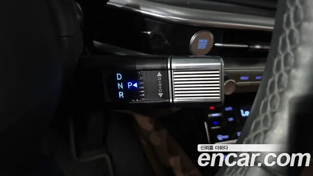 Hyundai Grandeur Grandeur (GN7) 2.5 Бензин 2WD — Фото автомобиля 9