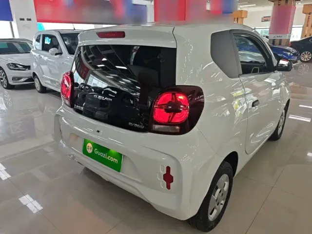 Roewe Clever — Фото автомобиля 6