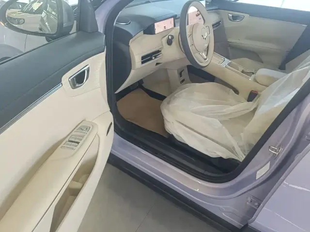 Wuling Bingo S — Фото автомобиля 15