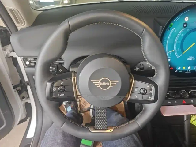 MINI Cooper — Фото автомобиля 10