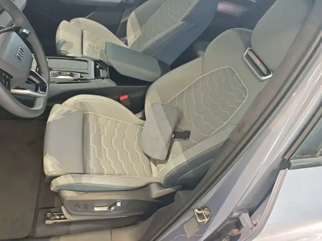 Audi Q6L e-tron — Фото автомобиля 14