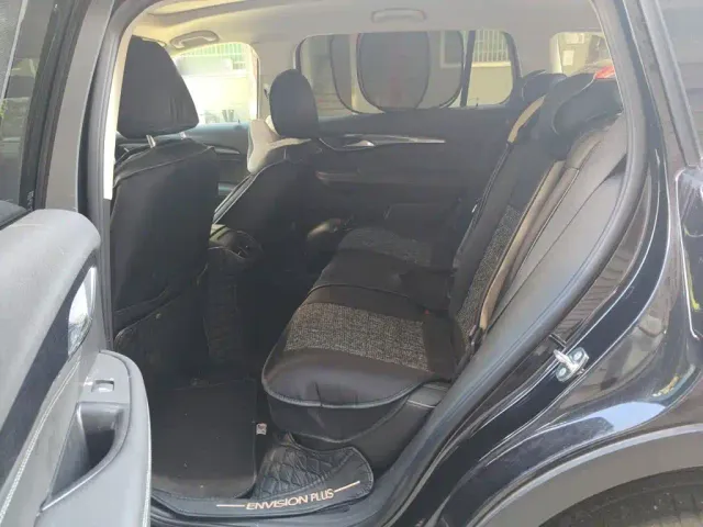 Buick Envision Plus — Фото автомобиля 18