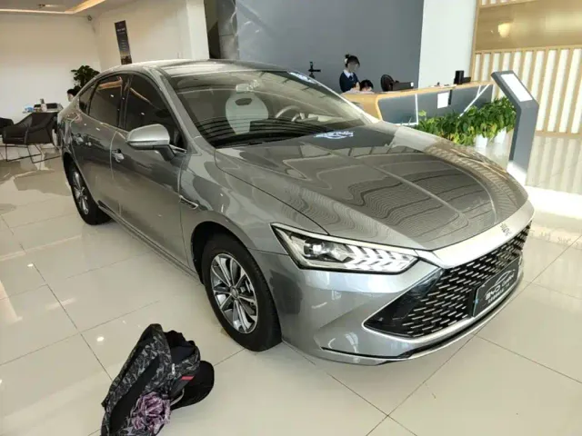 BYD Qin PLUS — Фото автомобиля 3
