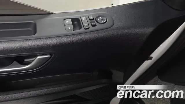 Hyundai Staria — Фото автомобиля 28