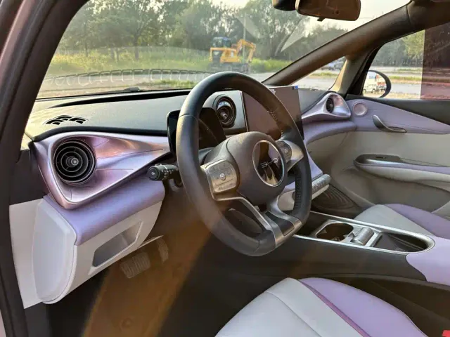 BYD Dolphin — Фото автомобиля 14