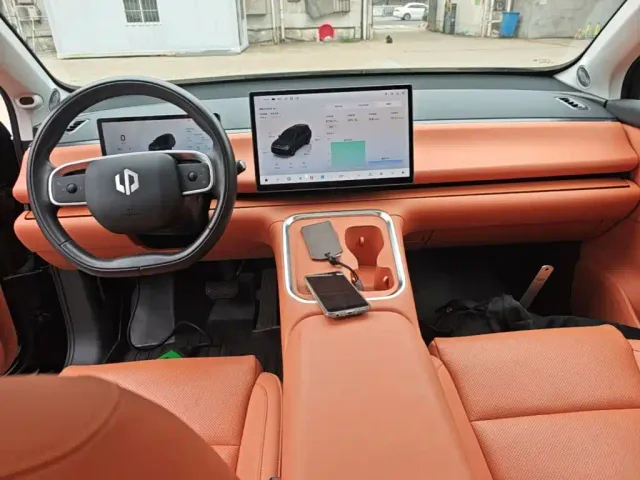 Leapmotor C16 — Фото автомобиля 9