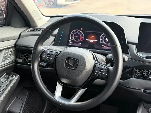 Honda Accord 2025 Model Sport Series 260TURBO Premium Edition — Фото автомобиля 6