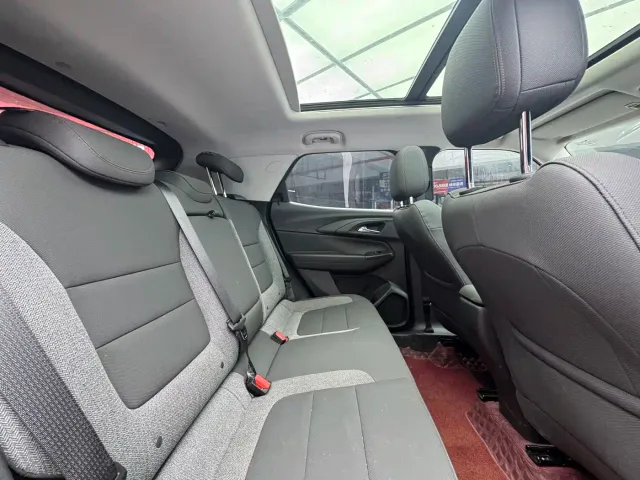 Chevrolet Trailblazer — Фото автомобиля 18