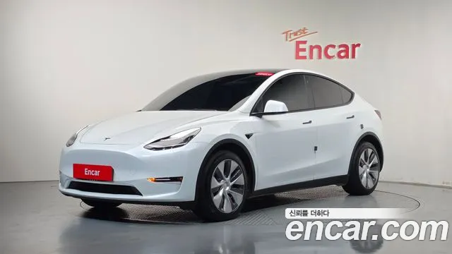 Фотография автомобиля — Tesla Model Y