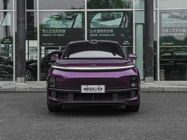 Li Auto L9 — Фото автомобиля 2