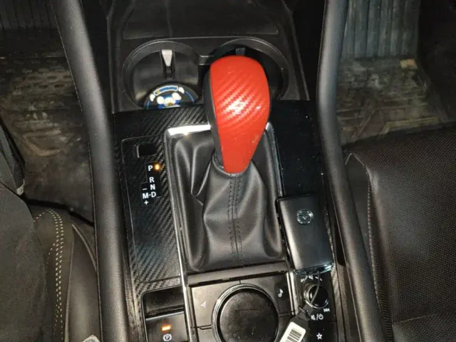 Mazda Axela — Фото автомобиля 13
