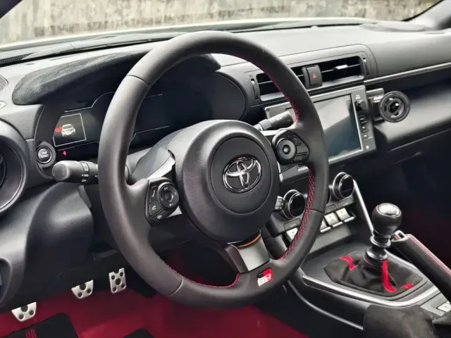 Toyota 86 — Фото автомобиля 11