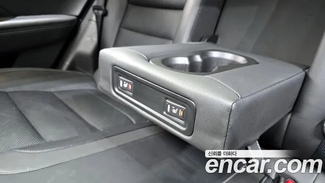 Renault-KoreaSamsung QM6 Новый QM6 2.0 GDe RE Signature 2WD — Фото автомобиля 17