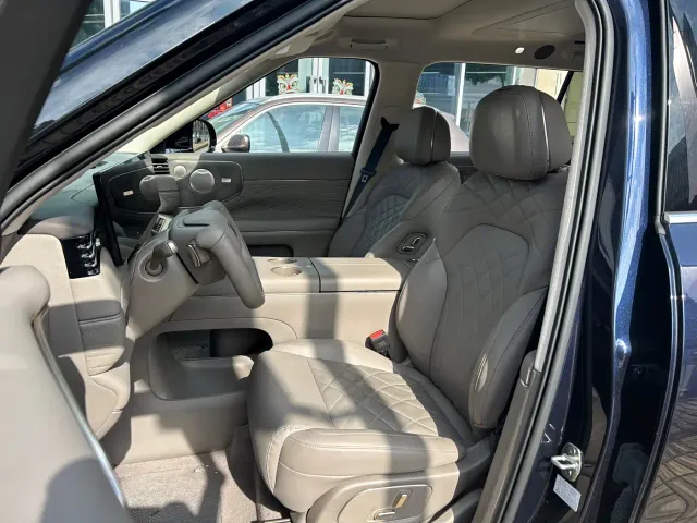 IM Motors LS9 — Фото автомобиля 5