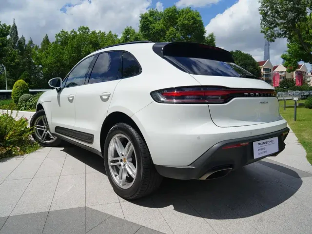 Porsche Macan — Фото автомобиля 17