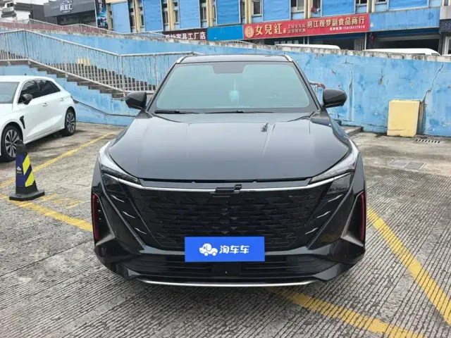 Changan Z6 — Фото автомобиля 2