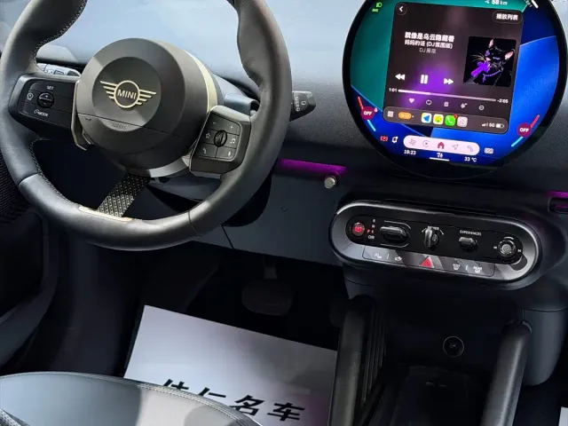 MINI Cooper — Фото автомобиля 12