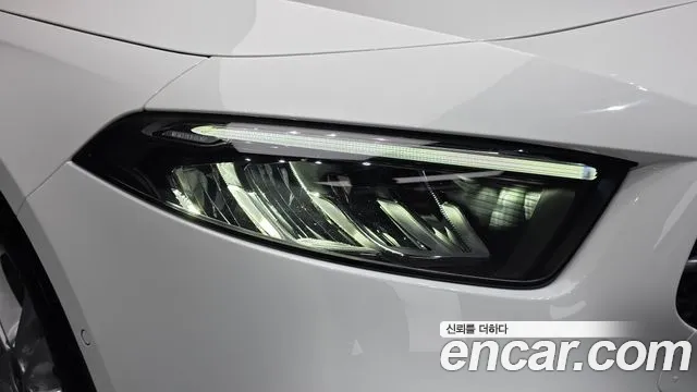 Mercedes-Benz A-Class W177 — Фото автомобиля 7