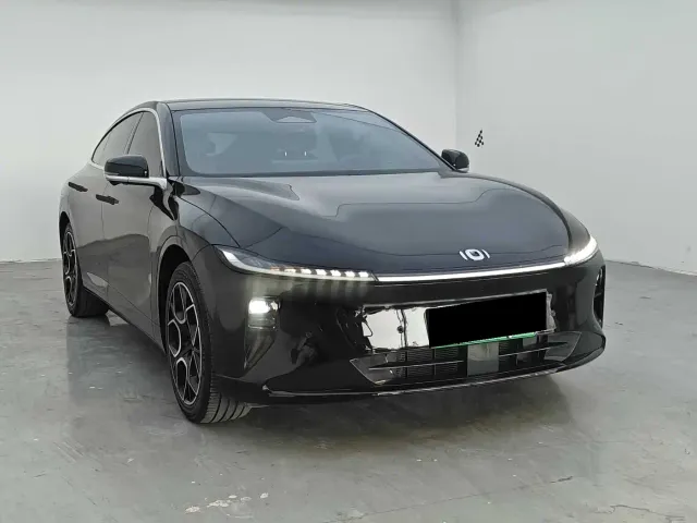 Changan Qiyuan A07 — Фото автомобиля 3