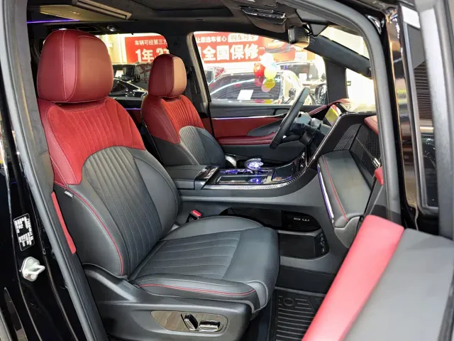 GAC Trumpchi M8 — Фото автомобиля 15