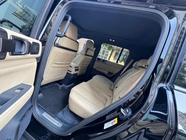 BYD FangChengBao Leopard 5 — Фото автомобиля 7