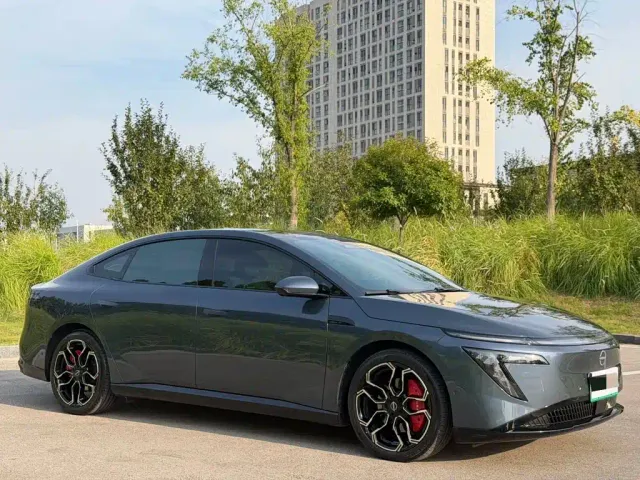 Nissan N7 — Фото автомобиля 3