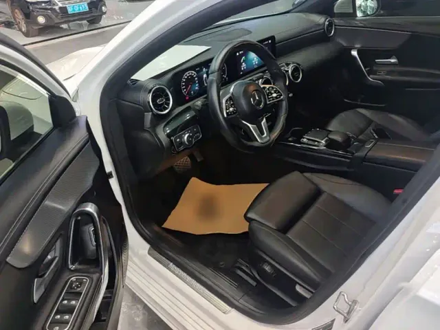 Mercedes-Benz A-Class — Фото автомобиля 15