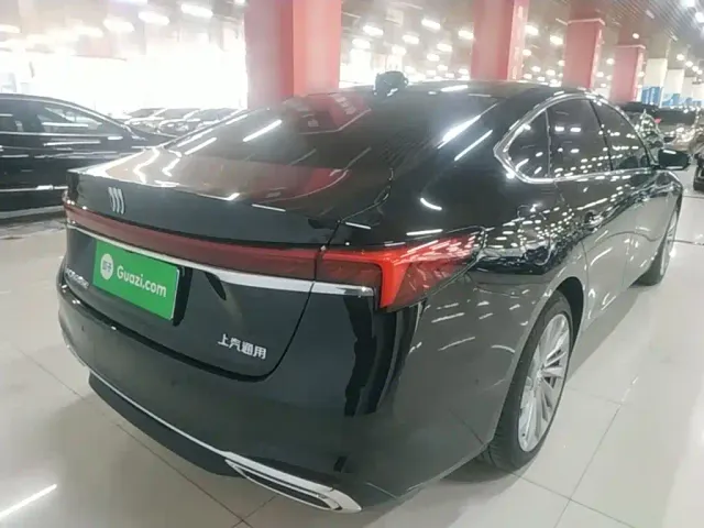Buick LaCrosse — Фото автомобиля 6