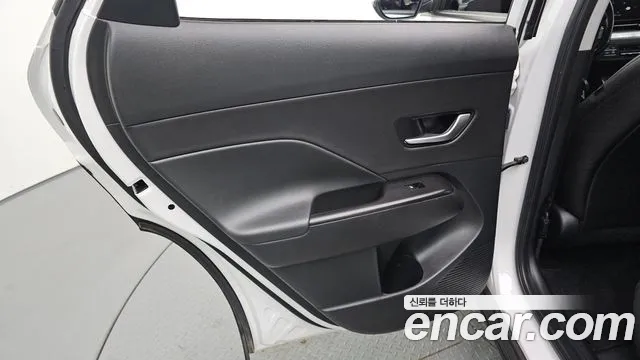 Hyundai Kona SX2 — Фото автомобиля 14
