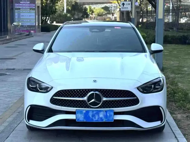 Mercedes-Benz C-Class — Фото автомобиля 2
