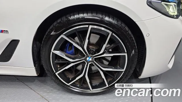 BMW 5-Series 5 серия (G30) 530i xDrive M Sport — Фото автомобиля 21