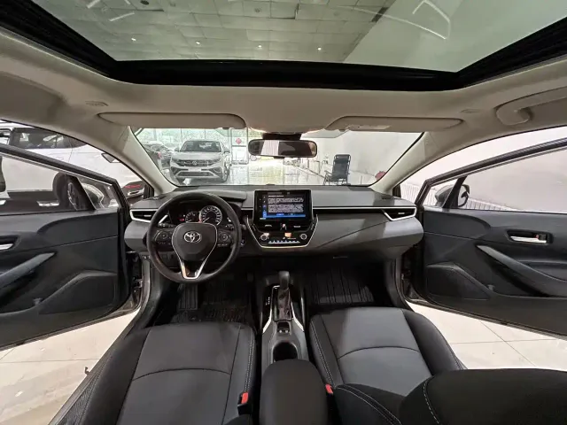 Toyota Corolla — Фото автомобиля 7