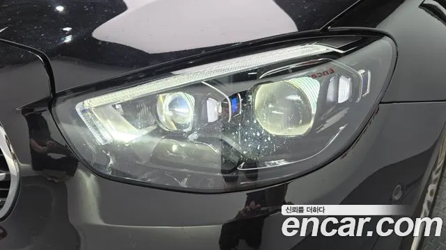 Mercedes-Benz E-Class — Фото автомобиля 22