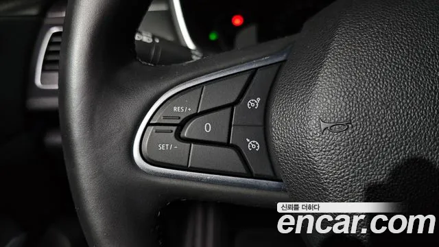 Renault-KoreaSamsung SM6 Новый SM6 2.0 LPe Feel — Фото автомобиля 13