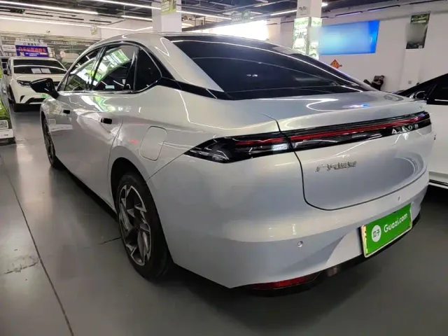 GAC Aion S MAX — Фото автомобиля 4