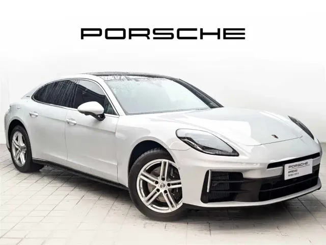 Porsche Panamera — Фото автомобиля 3