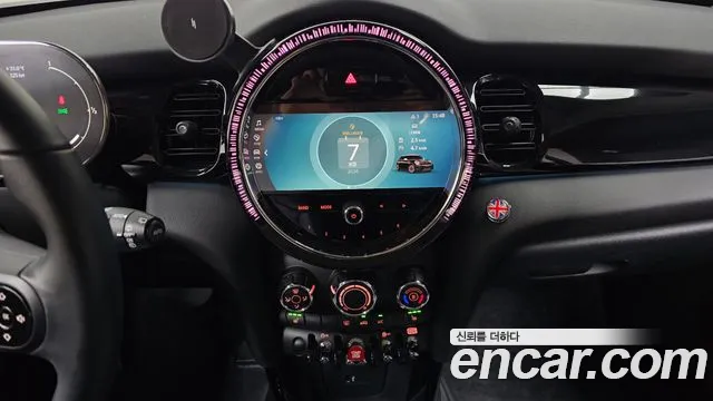 Mini Cooper Cooper Classic — Фото автомобиля 11