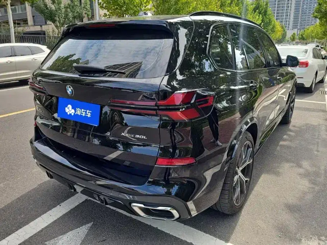 BMW X5 — Фото автомобиля 3