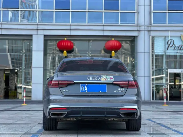 Audi A4L — Фото автомобиля 4