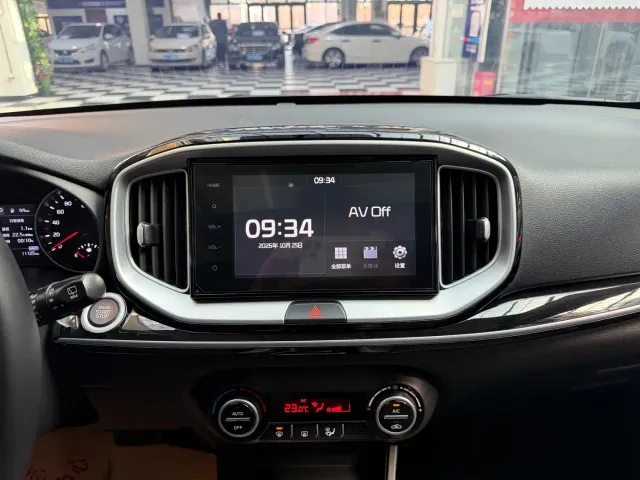 Kia KX1 — Фото автомобиля 14