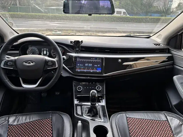 Chery Arrizo 5 — Фото автомобиля 14